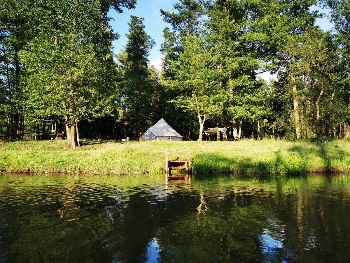 Glamping Kaliska Hotell Łochów Exteriör bild