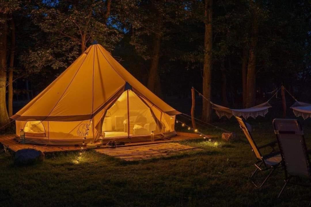 Glamping Kaliska Hotell Łochów Exteriör bild